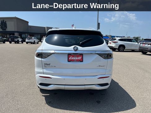Used 2022 Buick Enclave Avenir w/ Avenir Technology Package AWD/4WD image 5