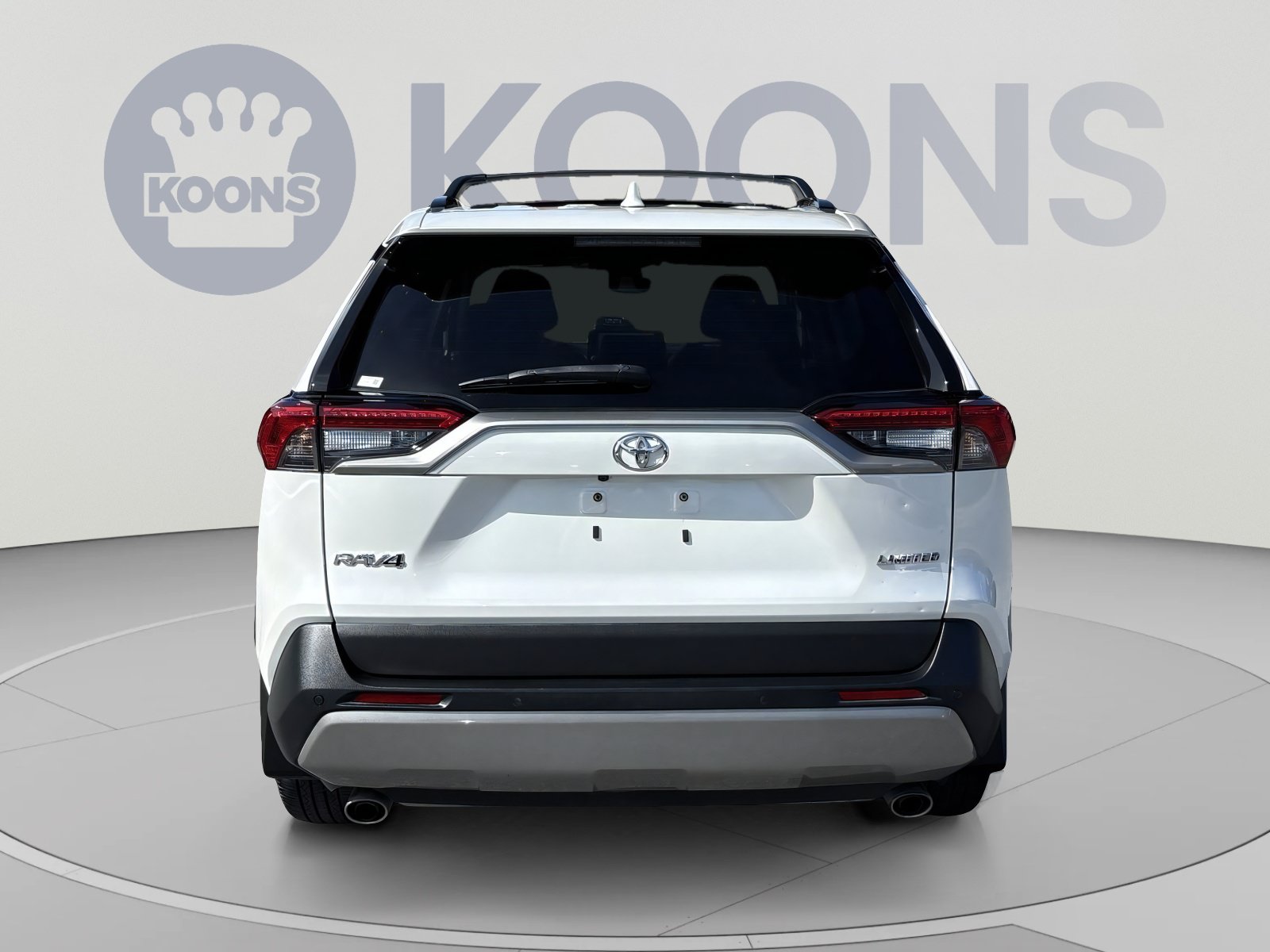 Used 2023 Toyota RAV4 Limited FWD image 5