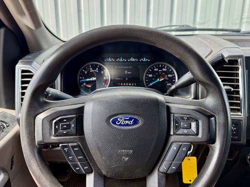 Used 2018 Ford F250 XLT AWD/4WD image 17