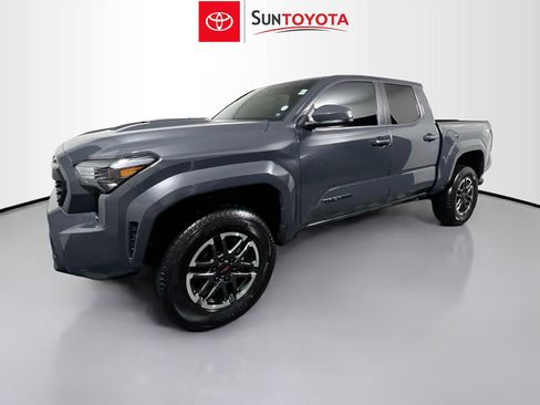 Used 2024 Toyota Tacoma TRD Sport image 9