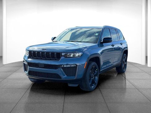 New 2026 Jeep Grand Cherokee Limited image 3