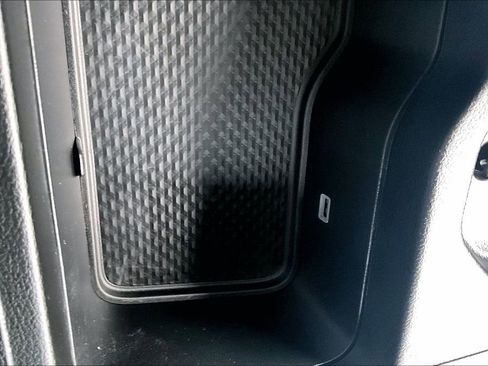 Used 2024 RAM 1500 Big Horn image 32