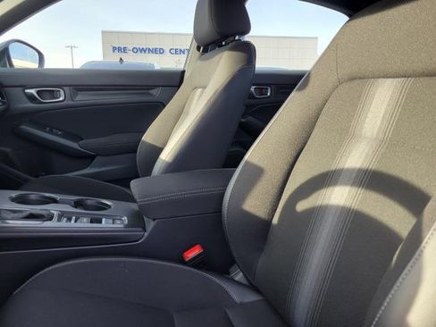 Used 2025 Honda Civic Sport image 16
