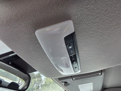 New 2025 Nissan Versa S w/ Trunk Package image 18