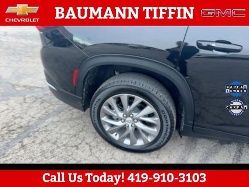 Used 2025 Buick Enclave Preferred AWD/4WD image 29