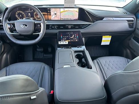 New 2026 INFINITI QX80 Autograph image 15