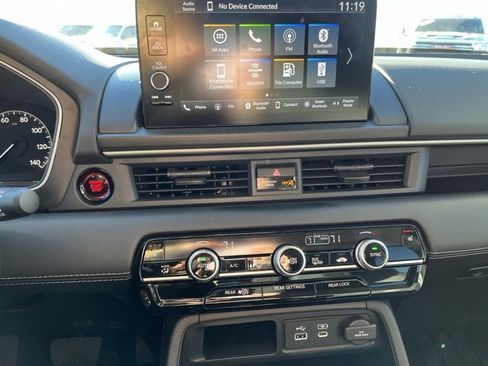 Used 2025 Honda Pilot EX-L image 26