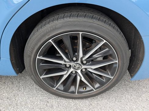 Used 2024 Toyota Camry SE FWD image 11