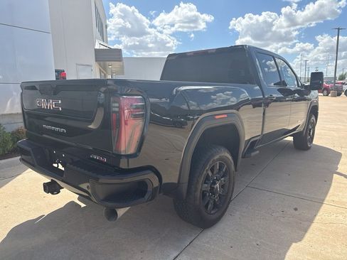 Used 2025 GMC Sierra 2500 AT4 AWD/4WD image 12