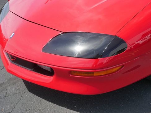 Used 1995 Chevrolet Camaro Z28 RWD image 11