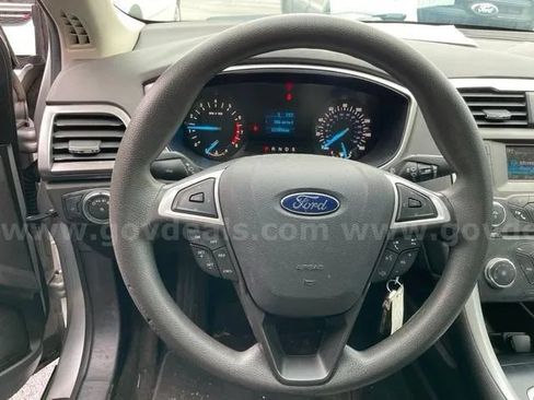 Used 2016 Ford Fusion S FWD image 17