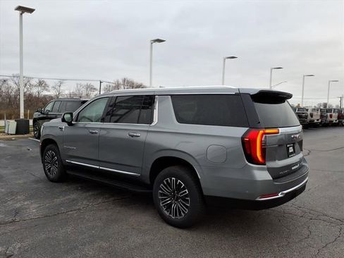 New 2026 GMC Yukon XL Elevation image 9