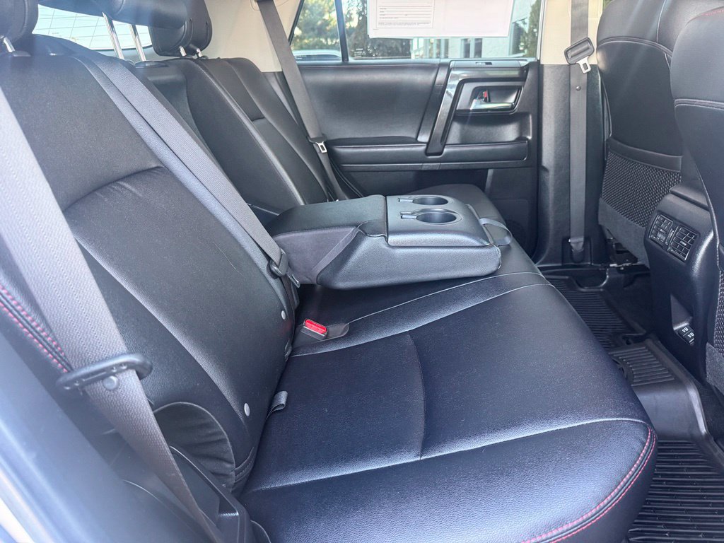 Used 2021 Toyota 4Runner TRD Off-Road Premium w/ Moonroof Package AWD/4WD image 37