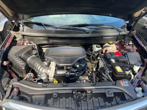 Used 2020 Cadillac XT5 Premium Luxury AWD/4WD image 37