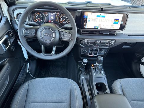 New 2026 Jeep Gladiator Sport image 14