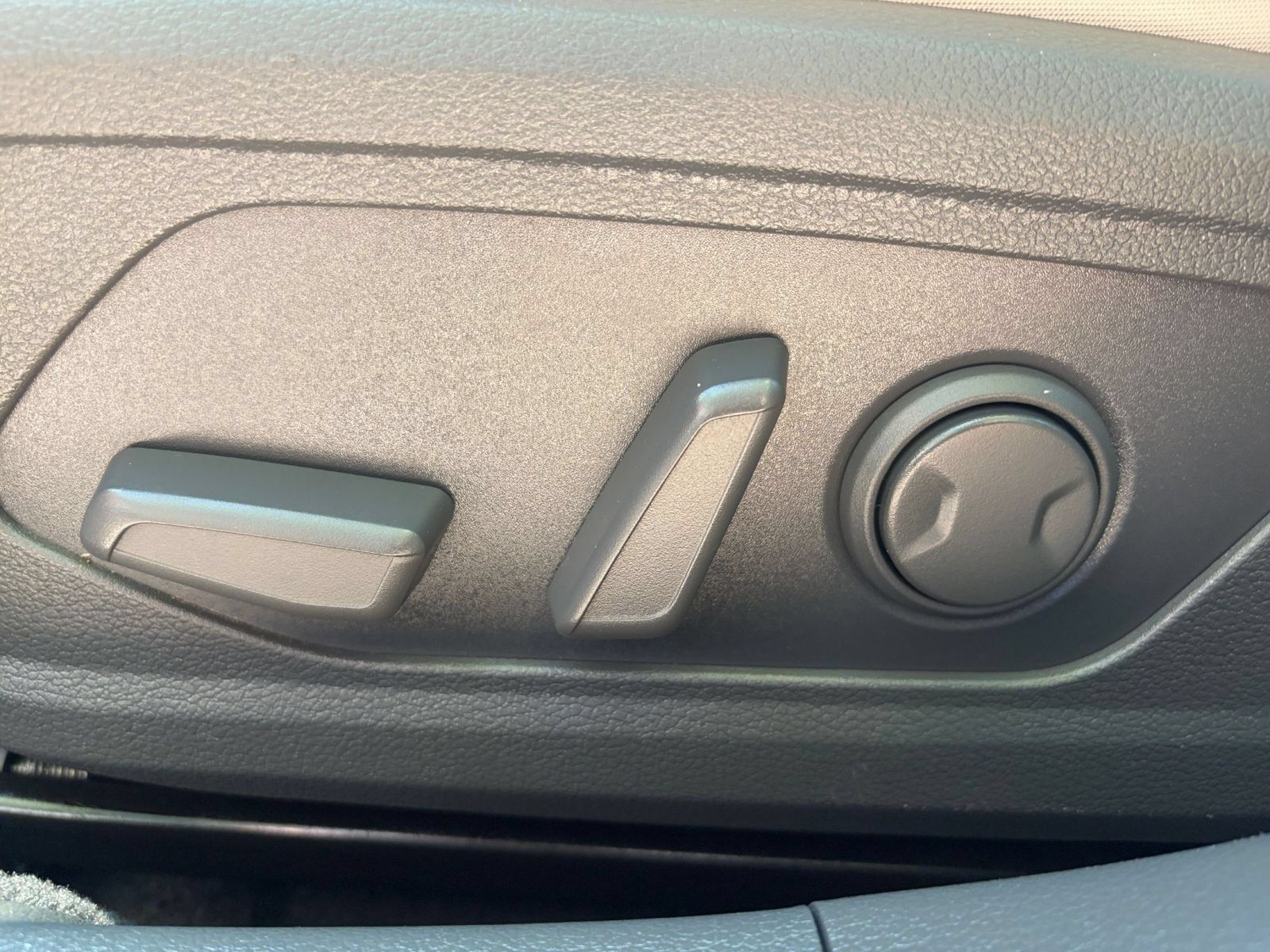 Used 2025 Hyundai Sonata SEL FWD image 21