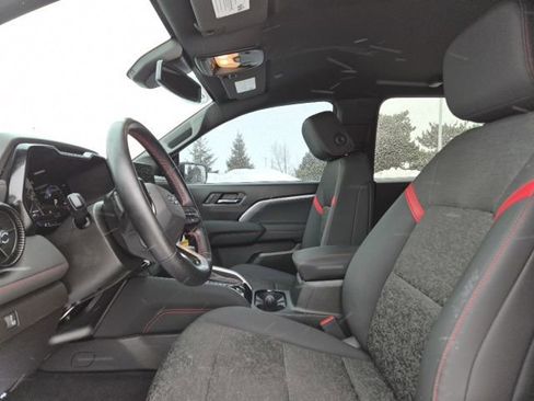 Certified 2024 Chevrolet Colorado Z71 w/ Z71 Convenience Package 2 image 14