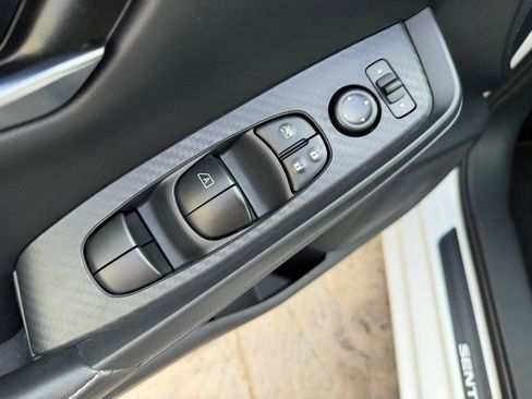 Used 2025 Nissan Sentra SV image 17