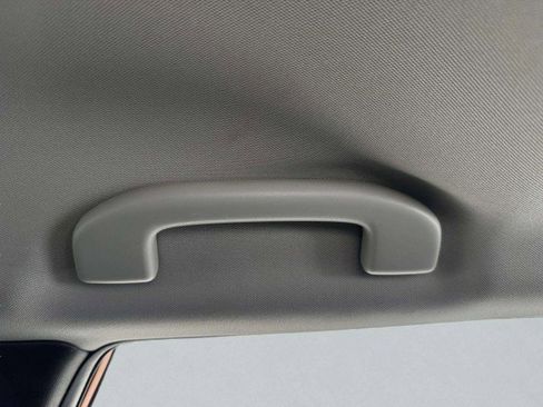 Used 2017 Nissan Rogue Sport SL w/ SL Premium Package image 41