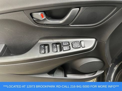 Used 2021 Hyundai Kona SEL FWD image 8