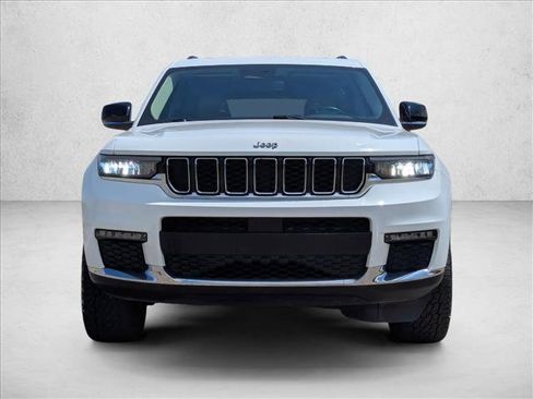 Used 2021 Jeep Grand Cherokee L Limited w/ MOPAR Finishing Package AWD/4WD image 2