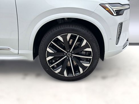 New 2026 Volvo XC90 T8 Ultra w/ Protection Package AWD/4WD image 11