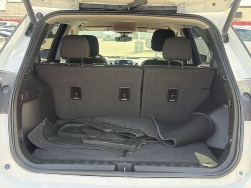 Used 2022 Chevrolet Equinox LT FWD image 30