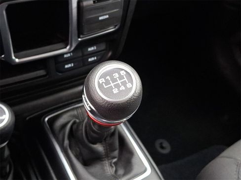 Used 2022 Jeep Wrangler Unlimited Willys image 16