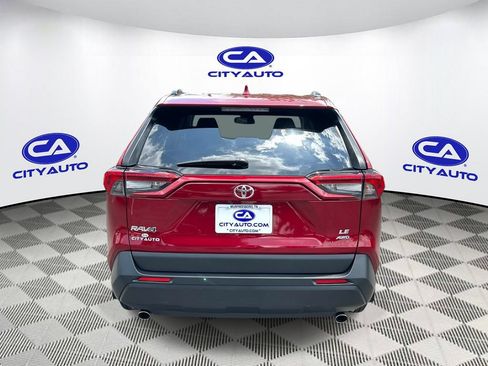 Used 2019 Toyota RAV4 LE w/ All Weather Liner Package AWD/4WD image 5