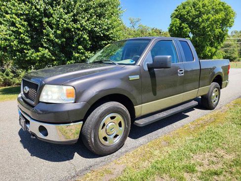 Used 2006 Ford F150 Harley-Davidson AWD/4WD image 2