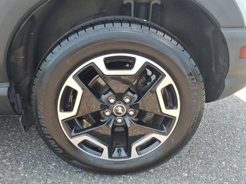 Used 2022 Ford Bronco Sport Outer Banks w/ Tech Package AWD/4WD image 17