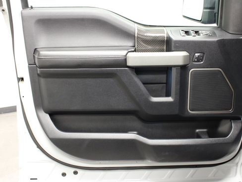 Used 2017 Ford F150 Raptor w/ Equipment Group 802A Luxury image 20