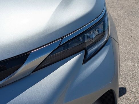 Used 2023 Toyota Sienna XSE w/ XSE Plus Package FWD image 9