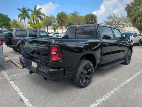 New 2026 RAM 1500 Express AWD/4WD image 5