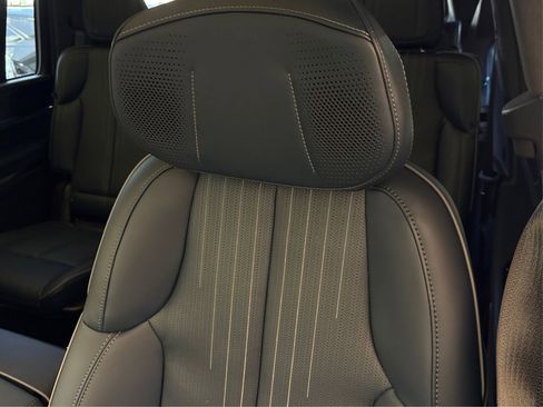 New 2026 Cadillac Escalade IQL Luxury image 31