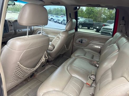 Used 1997 Chevrolet Tahoe 4WD w/ Preferred Equipment Group 3 image 16