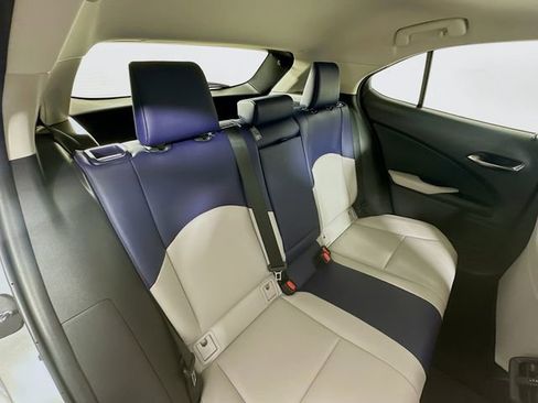 Used 2021 Lexus UX 250h w/ Premium Package image 27