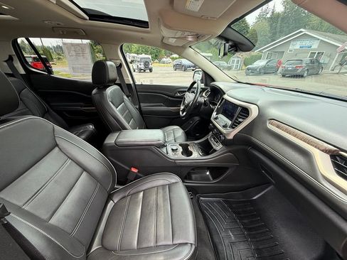 Used 2020 GMC Acadia Denali AWD/4WD image 25