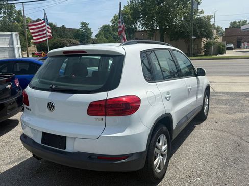Used 2016 Volkswagen Tiguan S FWD image 7