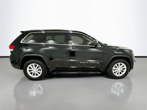 Used 2022 Jeep Grand Cherokee Laredo E image 7