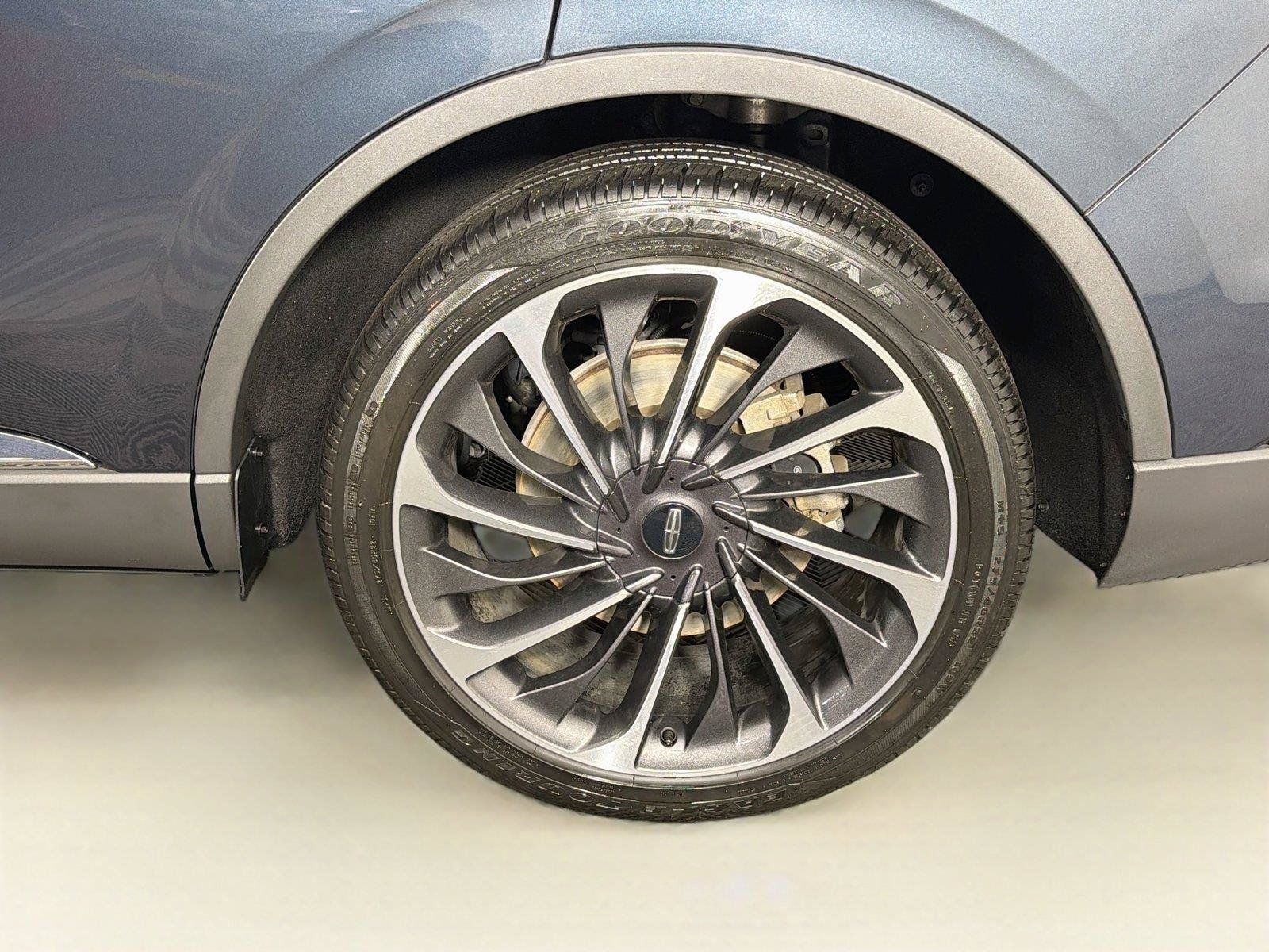 Used 2023 Lincoln Aviator Reserve w/ Equipment Group 201A AWD/4WD image 36