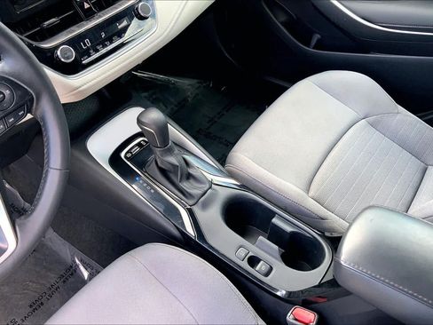 Used 2024 Toyota Corolla SE FWD image 16