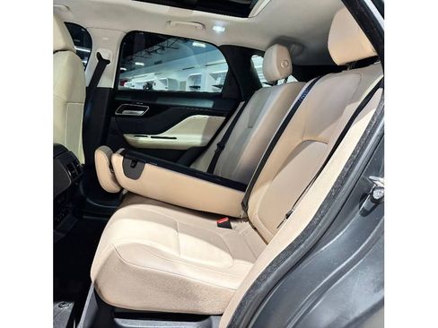Used 2017 Jaguar F-PACE Premium image 22