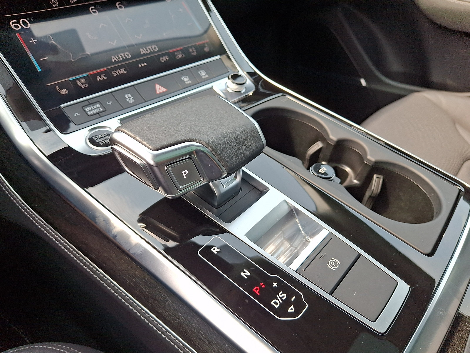 Used 2024 Audi Q8 Premium Plus AWD/4WD image 14