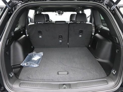 New 2026 Jeep Grand Cherokee Limited image 17