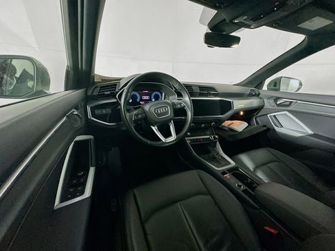 Used 2023 Audi Q3 2.0T Premium image 18