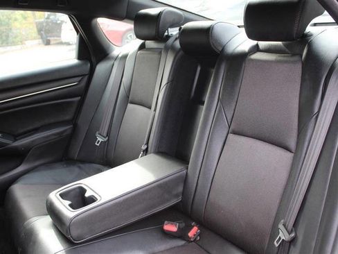 Used 2020 Honda Accord Sport image 24