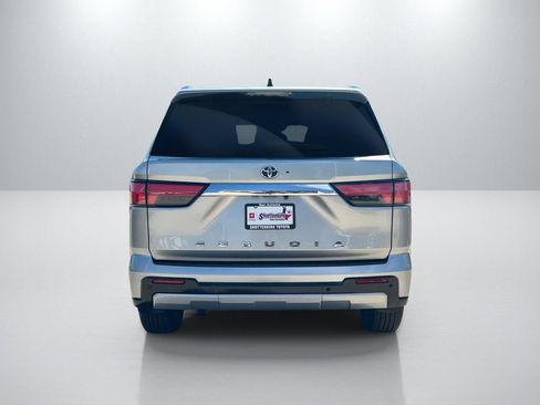 Used 2023 Toyota Sequoia Limited AWD/4WD image 6