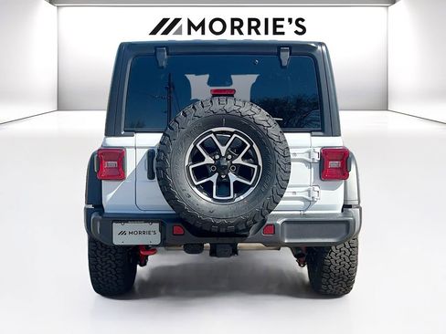 Used 2025 Jeep Wrangler Unlimited Rubicon AWD/4WD image 6
