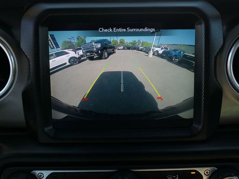 Used 2021 Jeep Wrangler Unlimited Rubicon AWD/4WD image 19